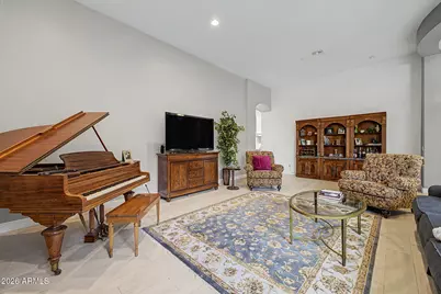 8506 S 29th Way, Phoenix, AZ 85042 - Photo 9