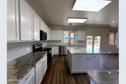 9509 W Hazelwood Street, Phoenix, AZ 85037 - Photo 9