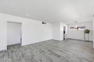 6731 E Coronado Rd, Scottsdale, AZ 85257 - Photo 11