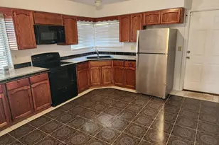 802 N Alzora Way, Tolleson, AZ 85353 - Photo 13