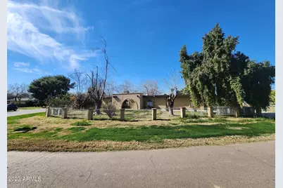 802 N Alzora Way, Tolleson, AZ 85353 - Photo 1