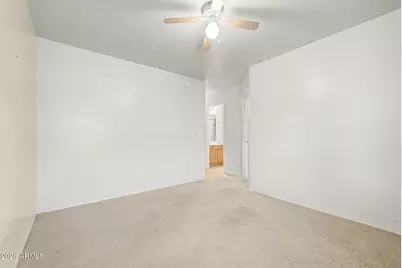 43568 W Bedford Drive, Maricopa, AZ 85138 - Photo 33