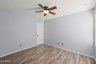 23221 N 40th Way, Phoenix, AZ 85050 - Photo 15