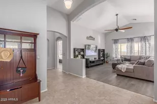 23221 N 40th Way, Phoenix, AZ 85050 - Photo 7
