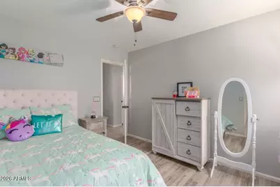 23221 N 40th Way, Phoenix, AZ 85050 - Photo 13