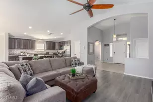 23221 N 40th Way, Phoenix, AZ 85050 - Photo 5