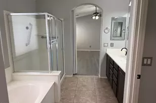 23221 N 40th Way, Phoenix, AZ 85050 - Photo 11