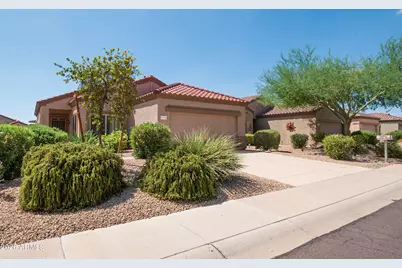 15745 W Desert Meadow Drive, Surprise, AZ 85374 - Photo 25