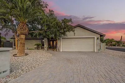 12615 N 38th Place, Phoenix, AZ 85032 - Photo 1