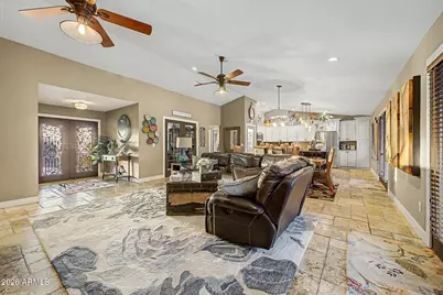 12615 N 38th Place, Phoenix, AZ 85032 - Photo 9