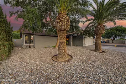 12615 N 38th Place, Phoenix, AZ 85032 - Photo 3