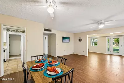 10515 W Roundelay Circle, Sun City, AZ 85351 - Photo 7