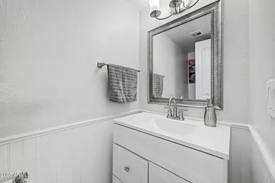 3926 W Mariposa Grande Lane, Glendale, AZ 85310 - Photo 19
