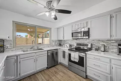 3926 W Mariposa Grande Lane, Glendale, AZ 85310 - Photo 17