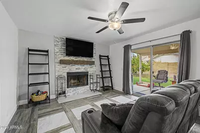 3926 W Mariposa Grande Lane, Glendale, AZ 85310 - Photo 11