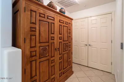 5450 E Deer Valley Drive #1020, Phoenix, AZ 85054 - Photo 9