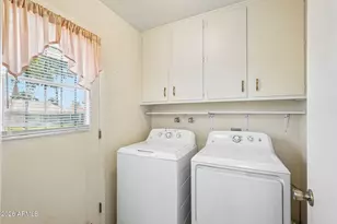 10343 W Prairie Hills Cir, Sun City, AZ 85351 - Photo 23