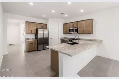 16833 W Hope Drive, Surprise, AZ 85388 - Photo 7