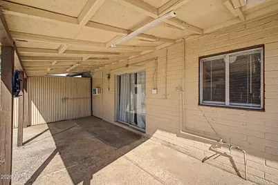 8201 W Sells Drive, Phoenix, AZ 85033 - Photo 23