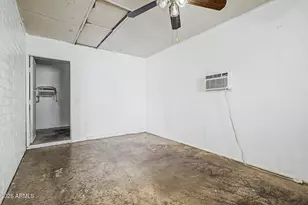 8201 W Sells Dr, Phoenix, AZ 85033 - Photo 21