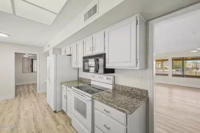 17803 N 136th Drive, Sun City West, AZ 85375 - Photo 15