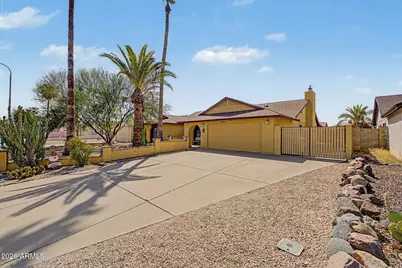 10416 N 63rd Avenue, Glendale, AZ 85302 - Photo 3