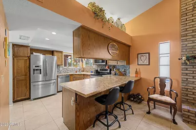 10416 N 63rd Avenue, Glendale, AZ 85302 - Photo 11