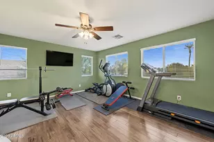 894 S Oak St, Gilbert, AZ 85233 - Photo 27
