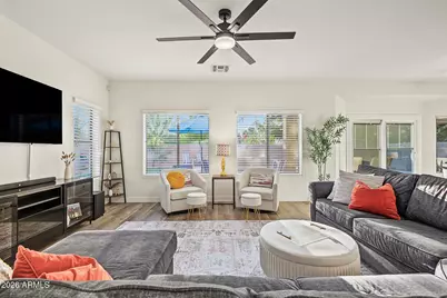 894 S Oak Street, Gilbert, AZ 85233 - Photo 9