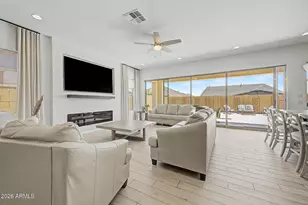 8041 E Jacaranda St, Mesa, AZ 85207 - Photo 9