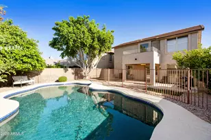 4345 E Abraham Ln, Phoenix, AZ 85050 - Photo 3