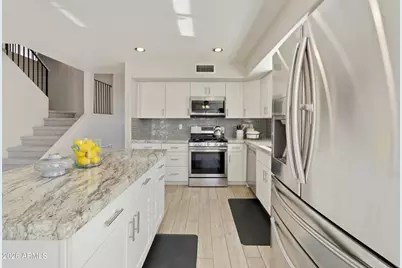 4345 E Abraham Lane, Phoenix, AZ 85050 - Photo 13