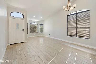 4345 E Abraham Lane, Phoenix, AZ 85050 - Photo 7