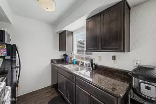 4554 E Paradise Village Pkwy N, Phoenix, AZ 85032 - Photo 11