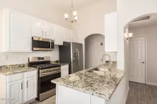 1851 E Carla Vista Dr, Gilbert, AZ 85295 - Photo 1