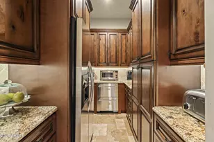15917 E Villas Dr, Fountain Hills, AZ 85268 - Photo 13