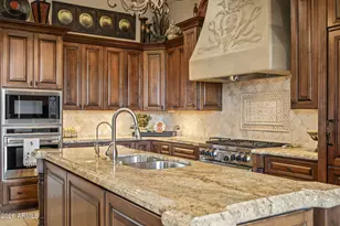 15917 E Villas Dr, Fountain Hills, AZ 85268 - Photo 11