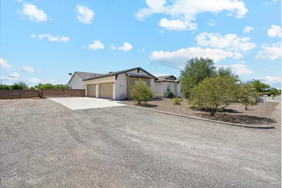 1647 E Lobo Street, San Tan Valley, AZ 85140 - Photo 41