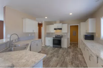 8104 W Randolph Road, Casa Grande, AZ 85194 - Photo 3