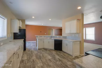 8104 W Randolph Road, Casa Grande, AZ 85194 - Photo 15