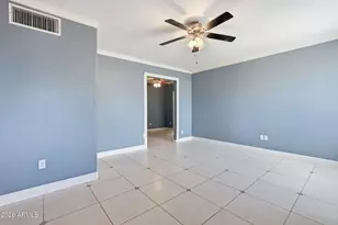 939 S Pioneer, Mesa, AZ 85204 - Photo 11