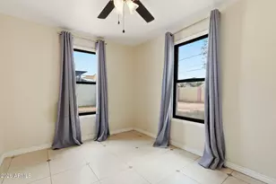 939 S Pioneer, Mesa, AZ 85204 - Photo 17