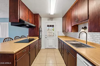 3408 W Laurel Lane, Phoenix, AZ 85029 - Photo 3