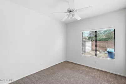 19220 N 39th Place, Phoenix, AZ 85050 - Photo 31