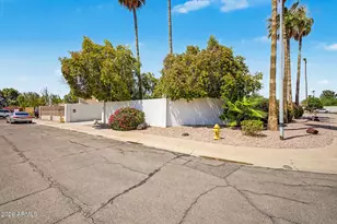 2068 E Cairo Dr, Tempe, AZ 85282 - Photo 43