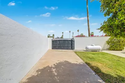 2068 E Cairo Drive, Tempe, AZ 85282 - Photo 41