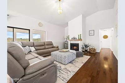 18700 S Aggie Hodge Road, Peeples Valley, AZ 86332 - Photo 11