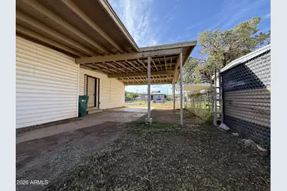 123 E Apache Street, Huachuca City, AZ 85616 - Photo 23
