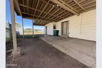 123 E Apache Street, Huachuca City, AZ 85616 - Photo 21