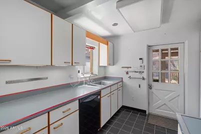 1833 E Roma Avenue, Phoenix, AZ 85016 - Photo 13